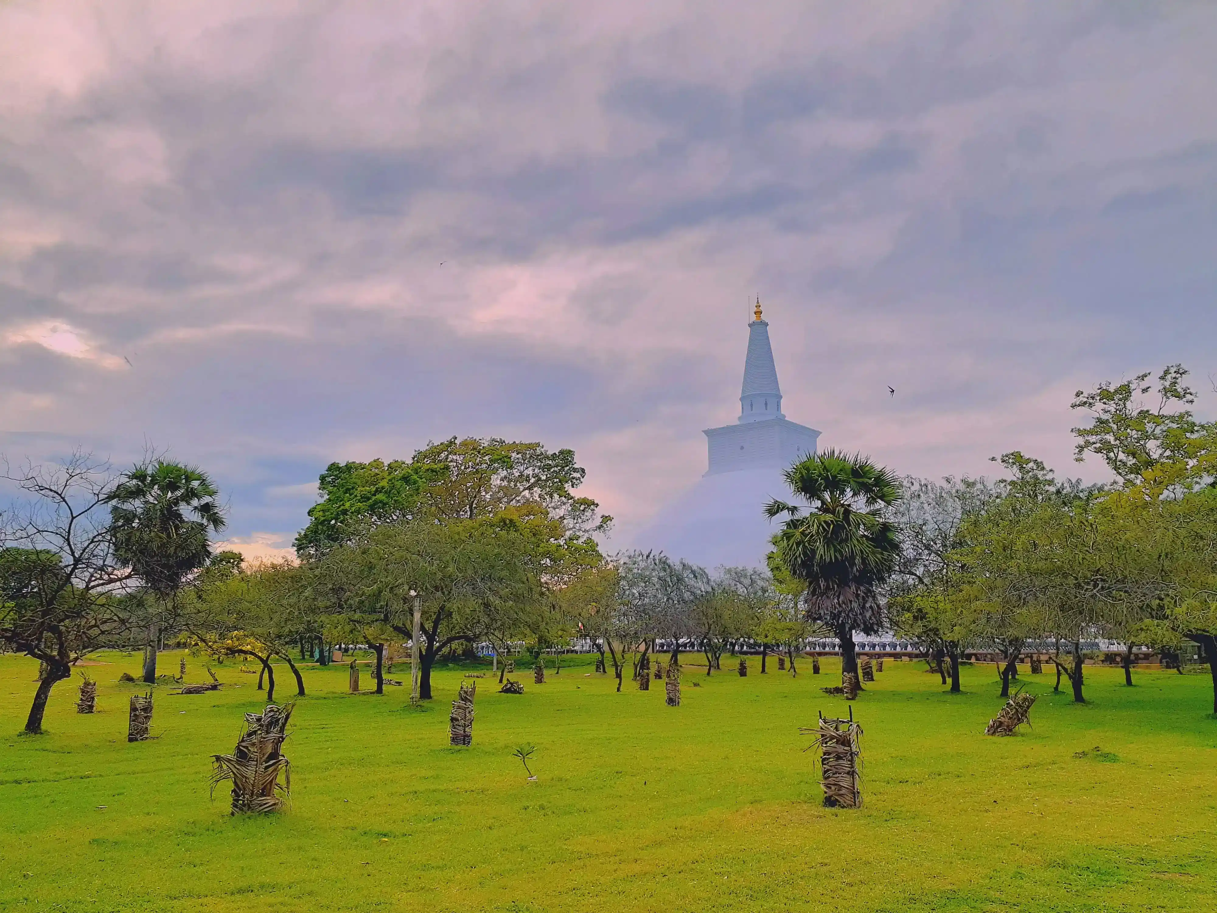 Ruwanwelisaya, Sri Lanka